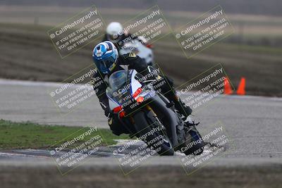 media/Nov-29-2025-TrackDaz (Sat) [[10ae2d9bce]]/B Group/Session 3 (Outside Grapevine)/